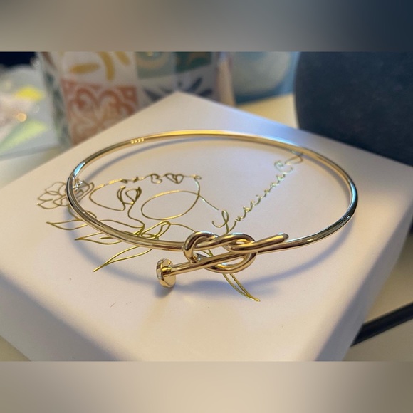 18K Real Gold Knot Bangle - Picture 1 of 15